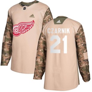 Austin Czarnik Youth Adidas Detroit Red Wings Authentic Camo Veterans Day Practice Jersey